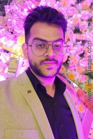 Matrimony Groom FQY0338208