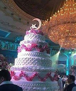 Said Khadija Wedding Cake